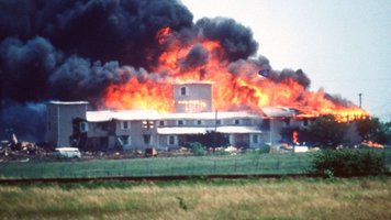 branch-davidian-fire-01-gty-jc-180103_16x9_992.jpg