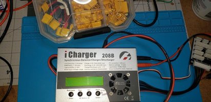 208B Charger.jpg