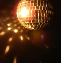 disco-ball-2-634694-m.jpg