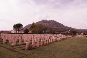 Reduced Cimitero britannico - Cassino.jpg