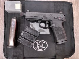 FNX-45 tactical  (2).jpg