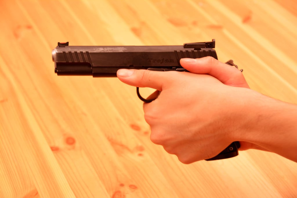 Handgun-Grip-Thumb-Forward-1024x683.jpg