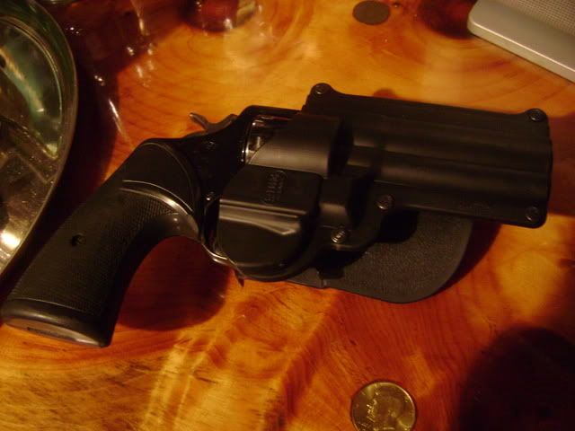 Model10holster.jpg