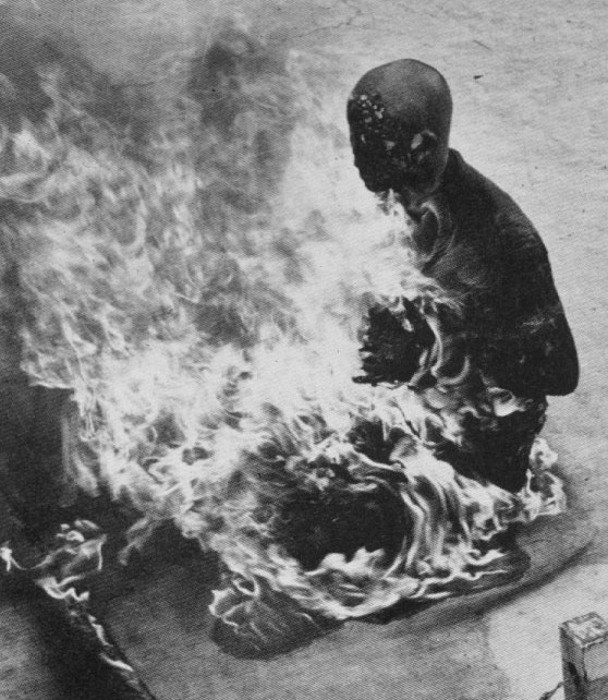 self-immolation-798568.jpg